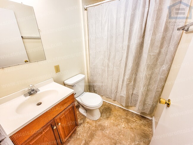 Building Photo - 275 Dogwood Pointe Dr