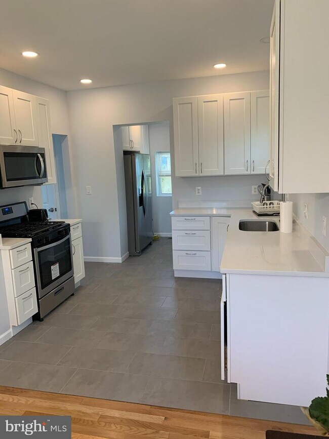 Foto del edificio - 4809 Sheridan St