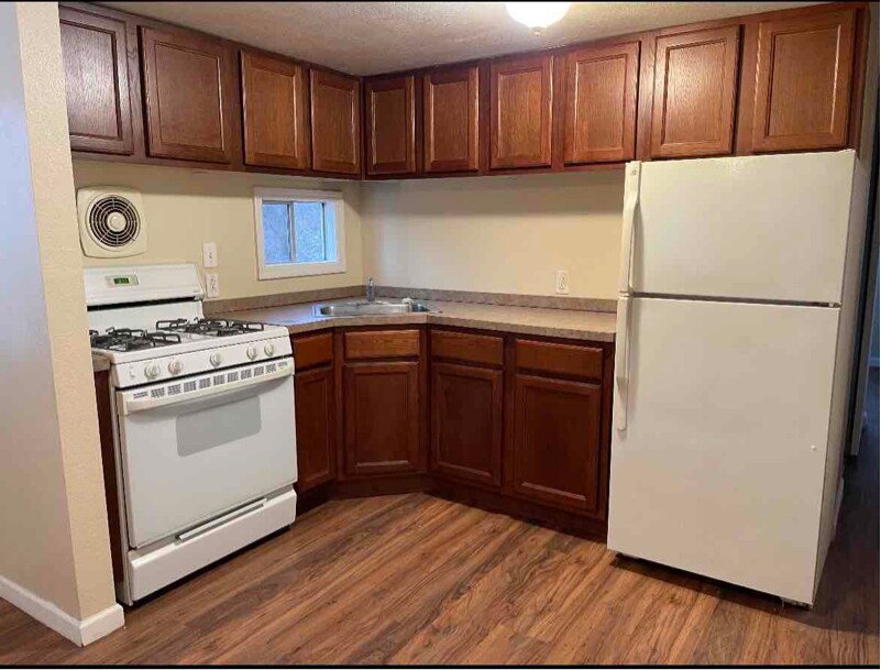 30 Sunnyside Rd, Hiawassee, GA 30546 House Rental in Hiawassee, GA