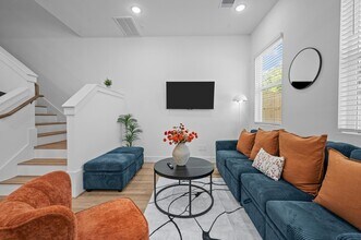 Building Photo - 4201 Stassen St