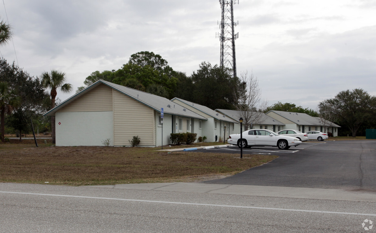 Primary Photo - Villas of Northport