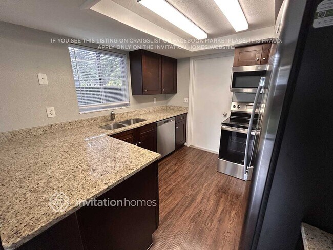 Foto del edificio - 124 W Daughtery Rd