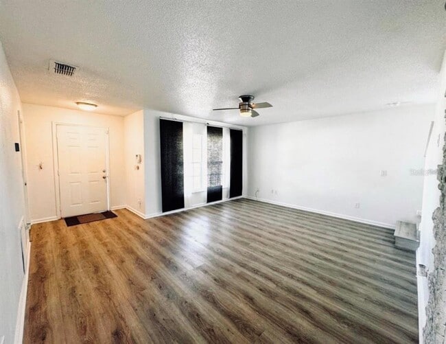 Building Photo - 3607 Minute Maid Ramp Rd 1