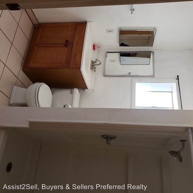 Building Photo - 2 br, 1 bath House - 407 1/2 Old Mescalero Rd