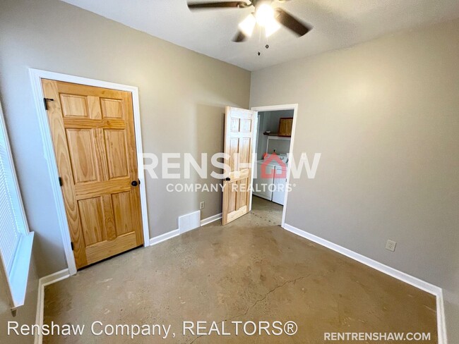 Foto del edificio - 3 br, 2 bath House - 226 Looney Ave