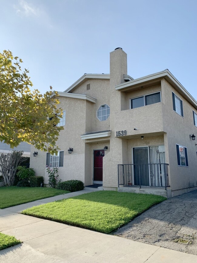 Please call 310-620-8298. - 1539 W 207th St