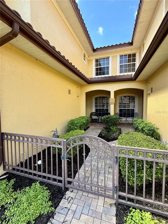 Foto del edificio - 8365 Miramar Way