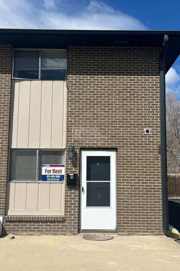 Foto del edificio - 30 Emery Way