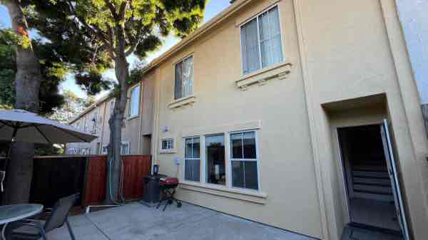 Foto del edificio - 1772 Thornton Pl