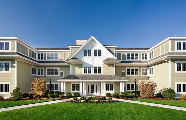 Foto del edificio - 98 Edgemere Rd