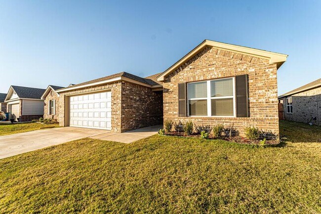 Building Photo - 5319 Nicole Dr