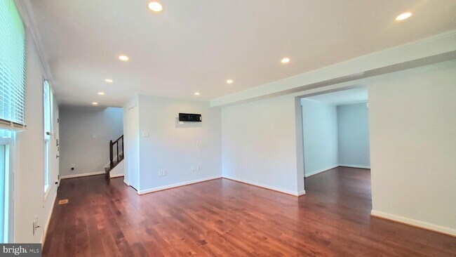 Foto del edificio - 7810 Muncaster Mill Rd