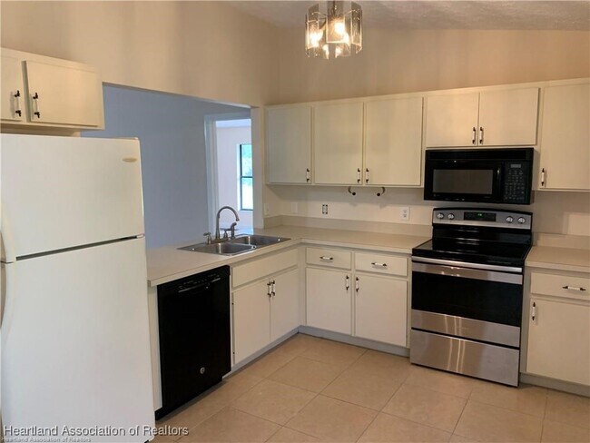 Foto del edificio - 3017 Beech Ave