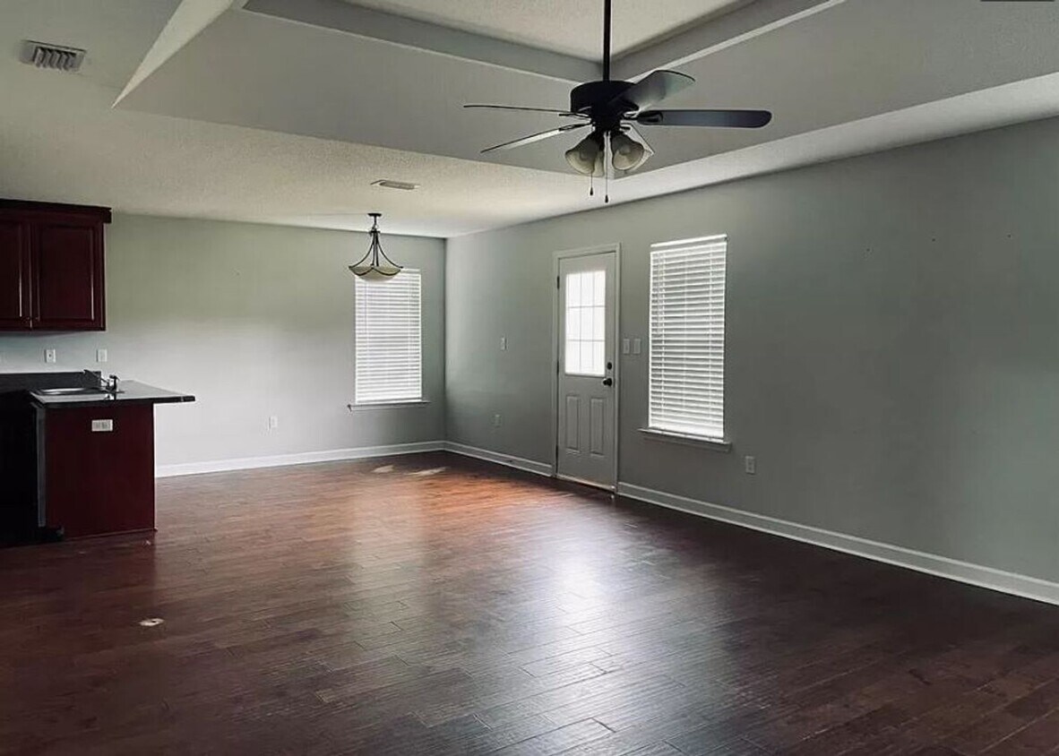 Foto del edificio - Cozy 3BD/2B Home for Rent in Branch Point ...