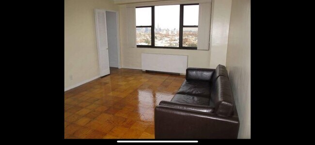 Foto del edificio - 201 St Pauls Ave