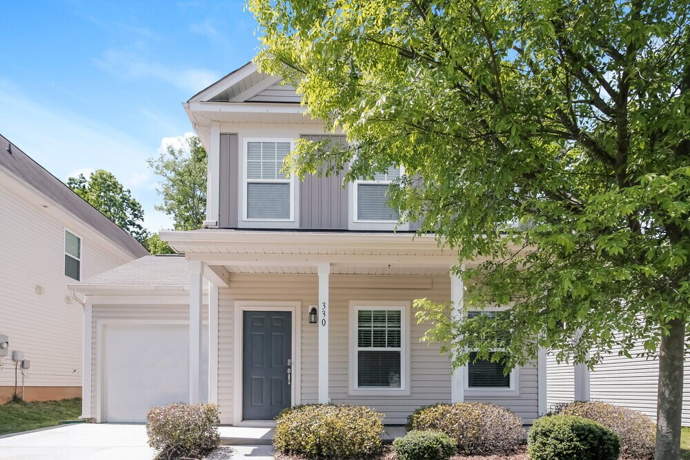 Foto principal - 330 Cornielle Ln