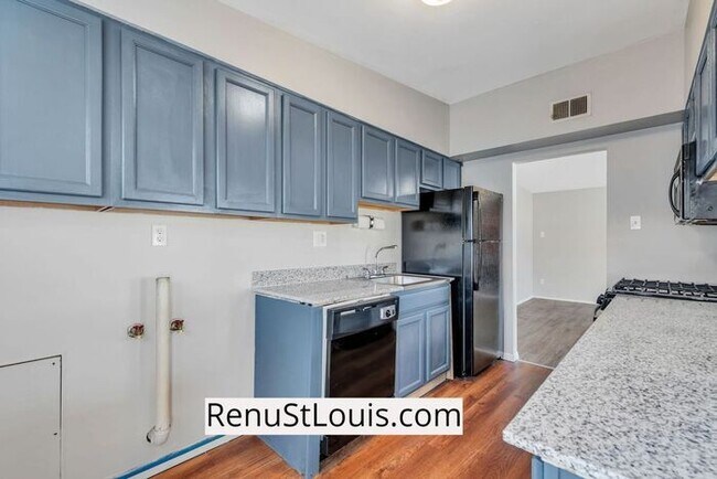 Foto del edificio - Now Available 3 bedroom 1 bath