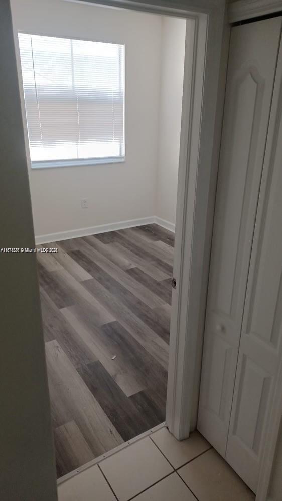 Building Photo - 1666 SE 27th Ct