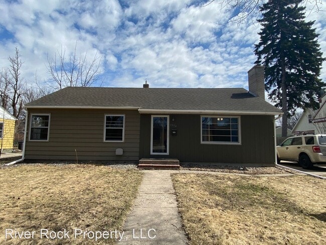 Building Photo - 3 br, 1 bath House - 1314 4th Street South