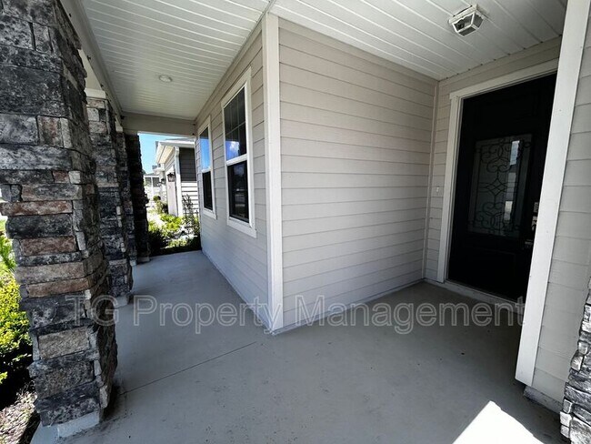 Foto del edificio - 11646 Pacific Dogwood Ct