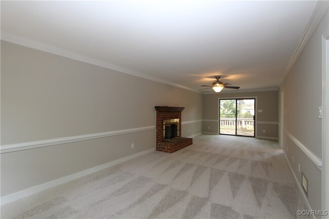Foto del edificio - 5503 Fiddlers Ridge Ln