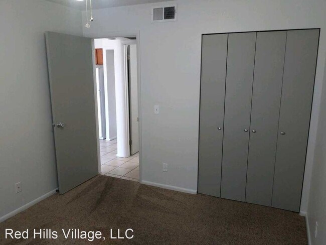 Building Photo - 141 N 200 W