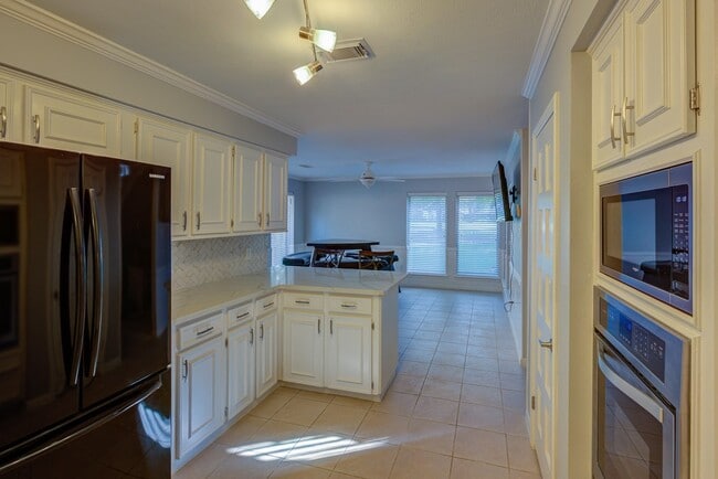 Building Photo - 3123 Bonney Briar Dr