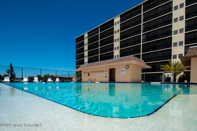 Building Photo - 500 Palm Springs Blvd