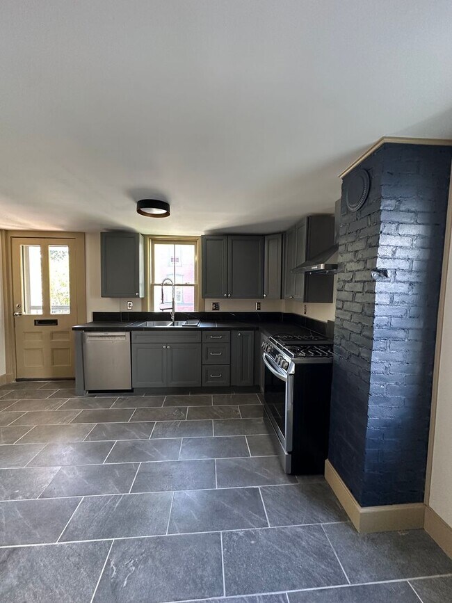 Foto del edificio - Dear Lover, LLC