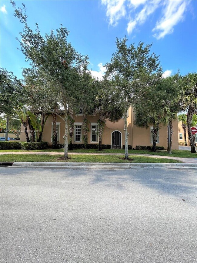 Building Photo - 1065 SW 147th Ter