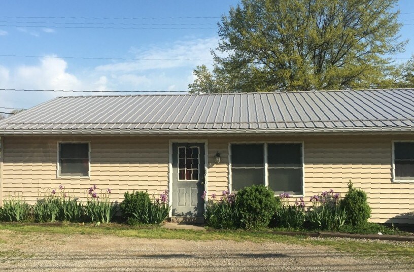 Primary Photo - 1/2 Blachleyville Rd