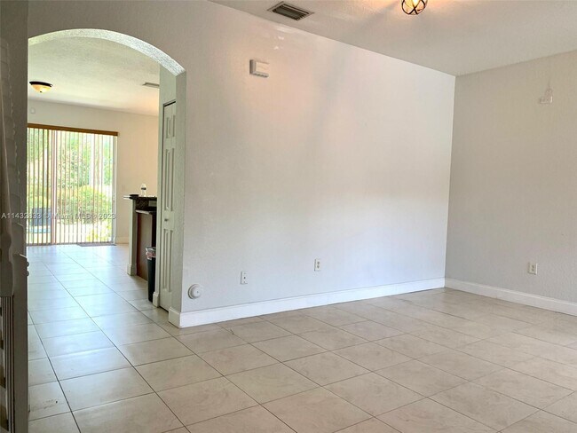 Building Photo - 8933 SW 19th St