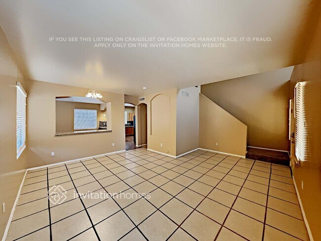 Building Photo - 1323 S 121st Ln