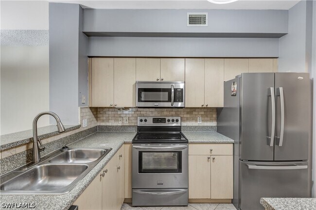 Foto del edificio - 1105 Reserve Ct