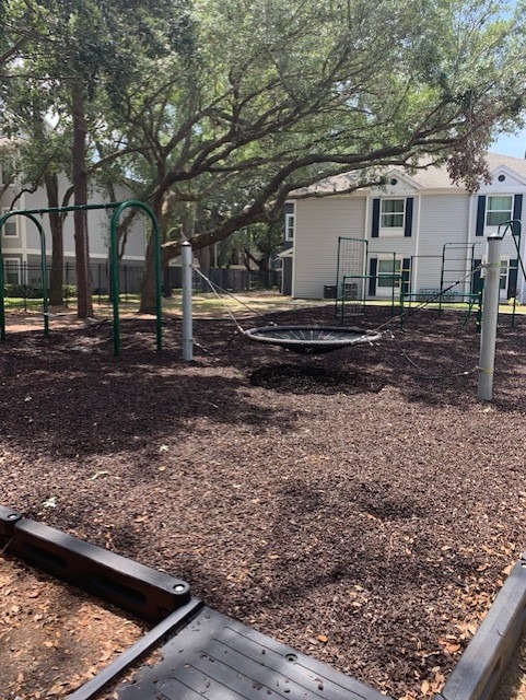 Building Photo - Wellington Woods