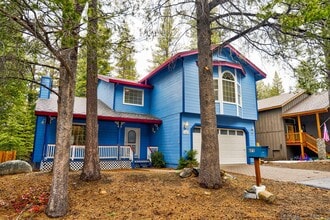 Building Photo - 675 Shoshone St