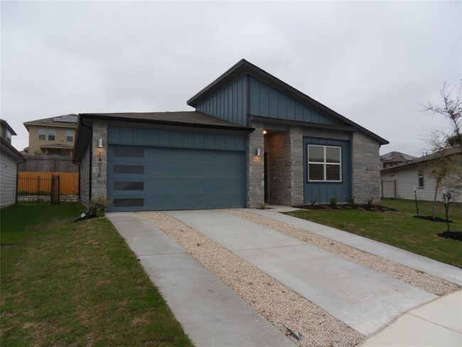 Building Photo - 14016 Lubeck Dr