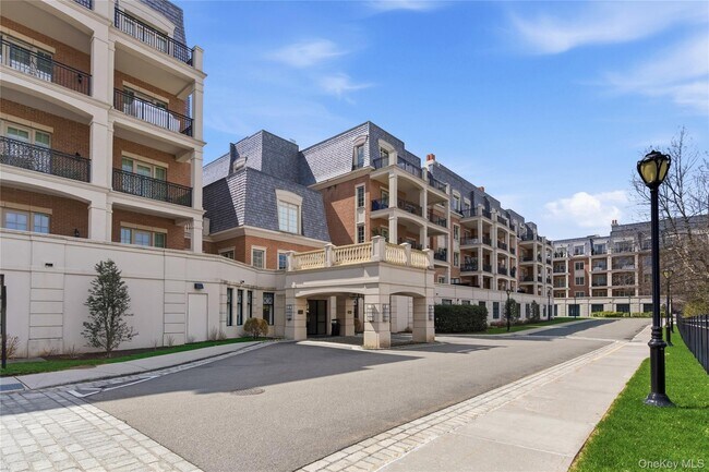 Foto del edificio - 3000 Royal Ct