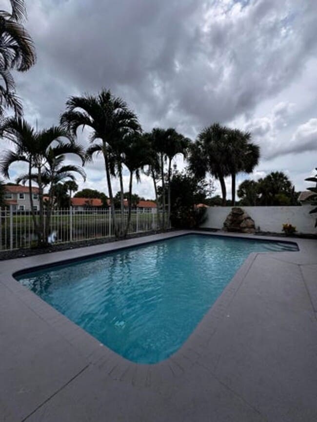 Photo - 10302 Buena Ventura Dr House
