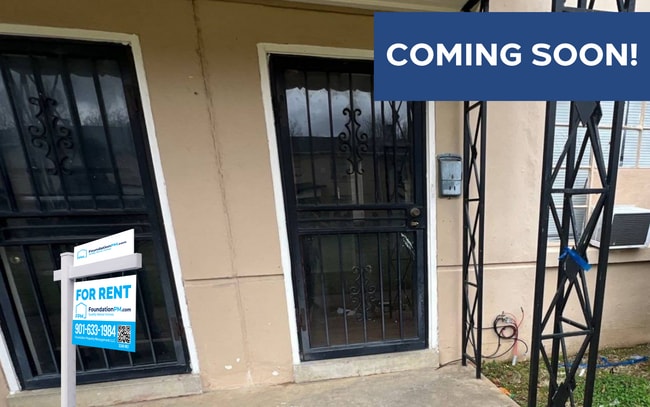 Photo - 1907 S Pkwy E Townhome