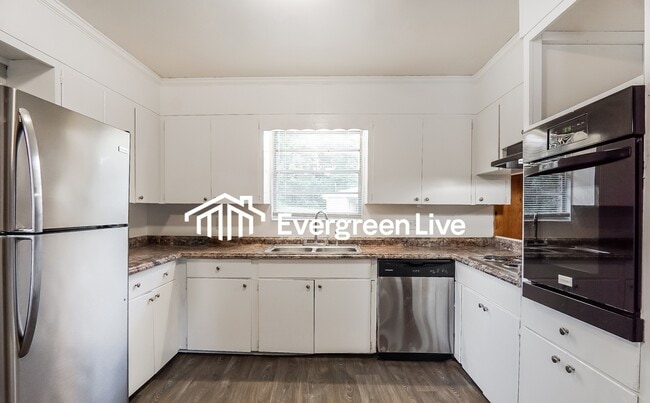 Building Photo - 723 Gramor Dr