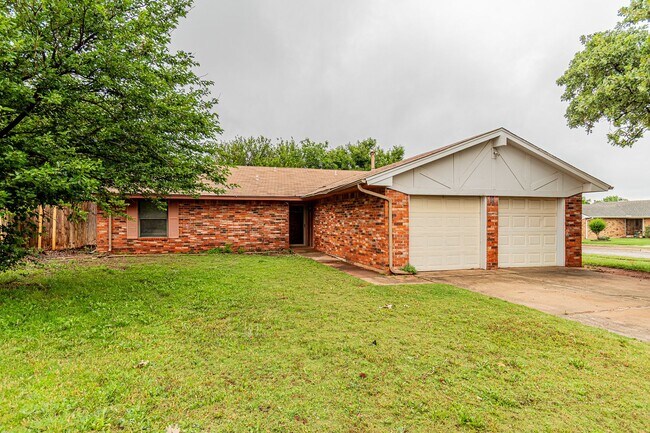 Foto del edificio - 3 Bed 2 Bath in OKC!