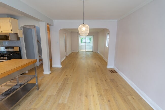 Photo du bâtiment - 15 Dalecrest Dr