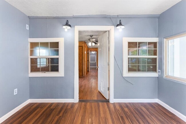 Foto del edificio - 5701 County Rd 288