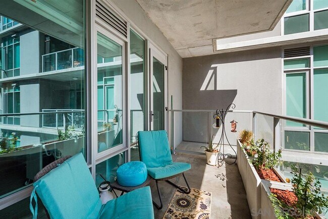 Foto del edificio - Modern East Village 1 Bedroom at Smart Corner!