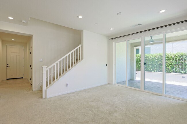 Building Photo - Gorgeous 4 Bedroom and 3 Bath Home in Chula vista/Otay Ranch Area