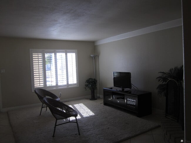 Building Photo - 2240 S Elks Ln