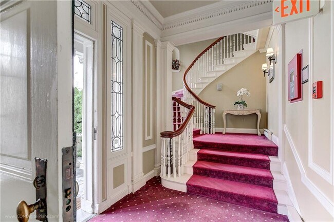 Foto del edificio - 1 Oakwood Terrace