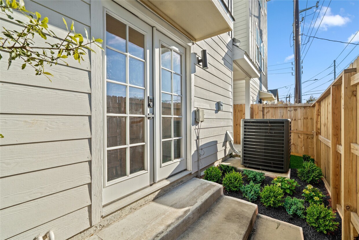 Foto del edificio - 3601 Rebecca St