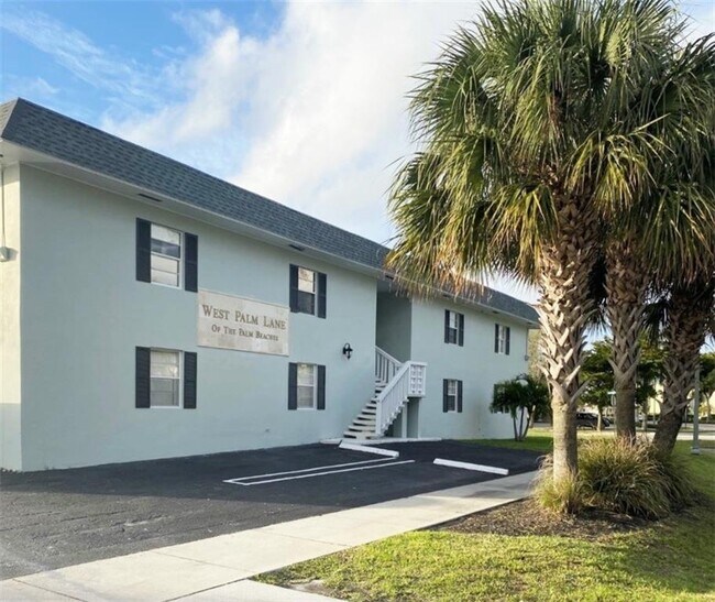 Building Photo - 2711 Vandiver Dr
